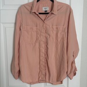 Women’s American Eagle Outfitters Peach Button Down Shirt